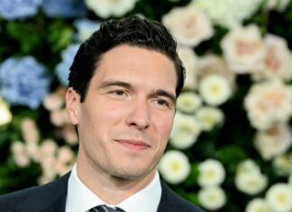 Вілл Рів віддає данину пам’яті батькам на весіллі: вшанування спадщини та пам’яті