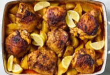 Грецьке лимонне курча з картоплею в одному деку: простий рецепт для смачної вечері