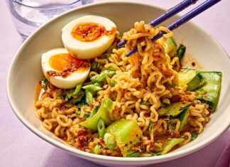 Хвилинний Місо-Олійний Рамен: Швидке, Смачне Покращення