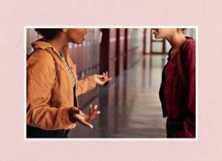 Згасаючі відлуння дитячої дружби: коли друзі розлучаються, залишаються батьки